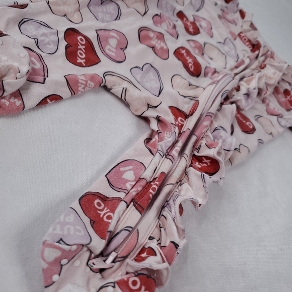 Caden Lane Ruffled Heart Zippered Footie Sleeper Pajama Newborn - Picture 7 of 12